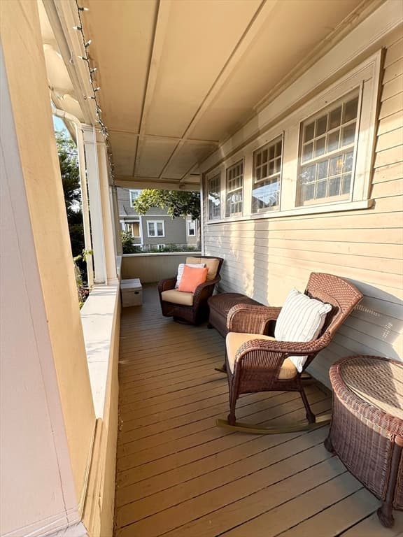 34 Rotch St, New Bedford MA 02717 photo 4