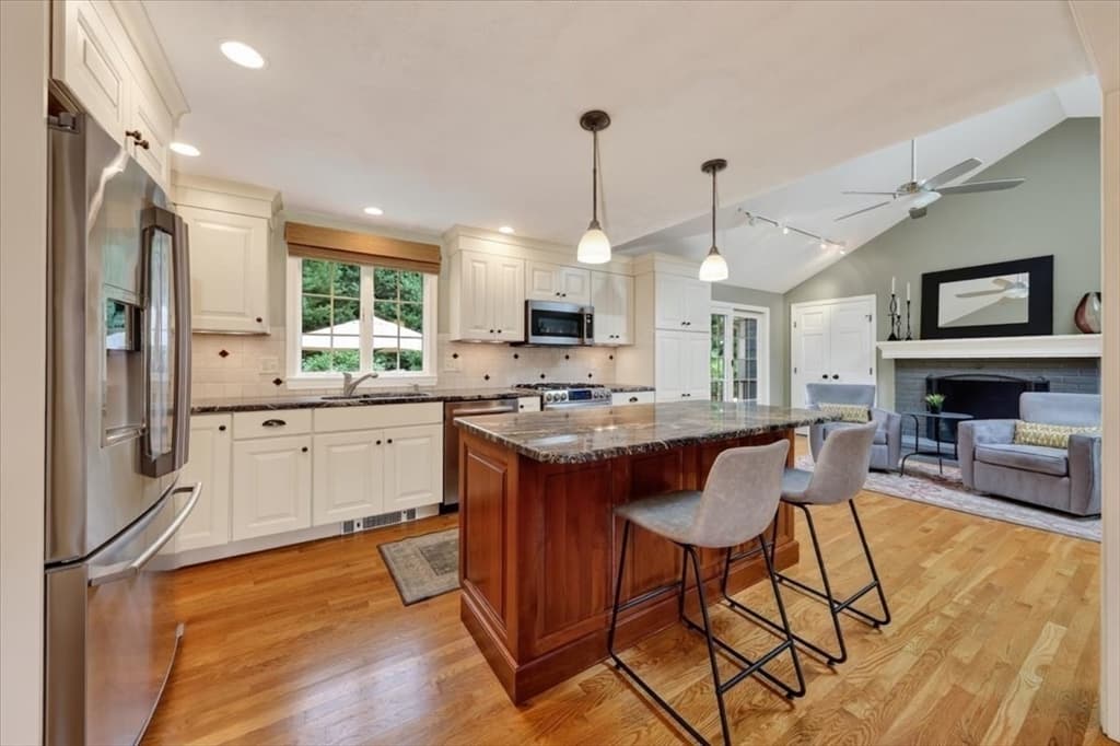 18 Pine Grove Road, Hingham MA 02043 photo 3
