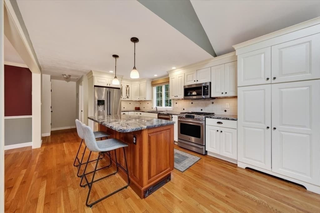 18 Pine Grove Road, Hingham MA 02043 photo 4