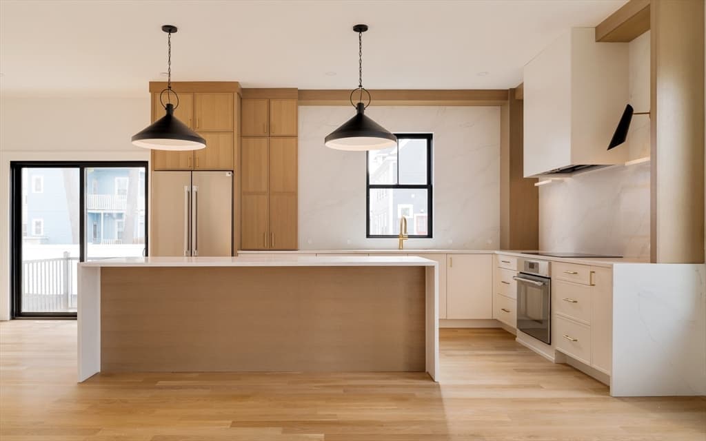 21 South Waverly # 21, Boston MA 02135 photo 9