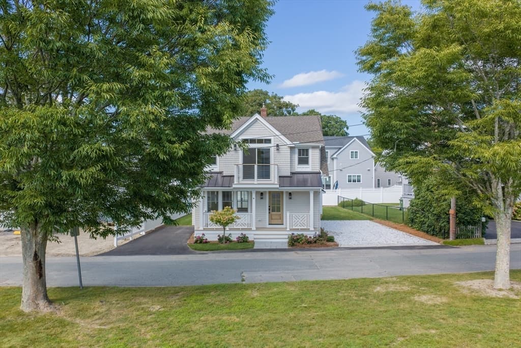 10 Vesper Ave, Falmouth MA 02540 photo 2