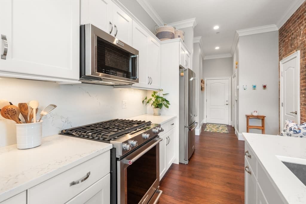 7 Russell Street # 304, Plymouth MA 02360 photo 6