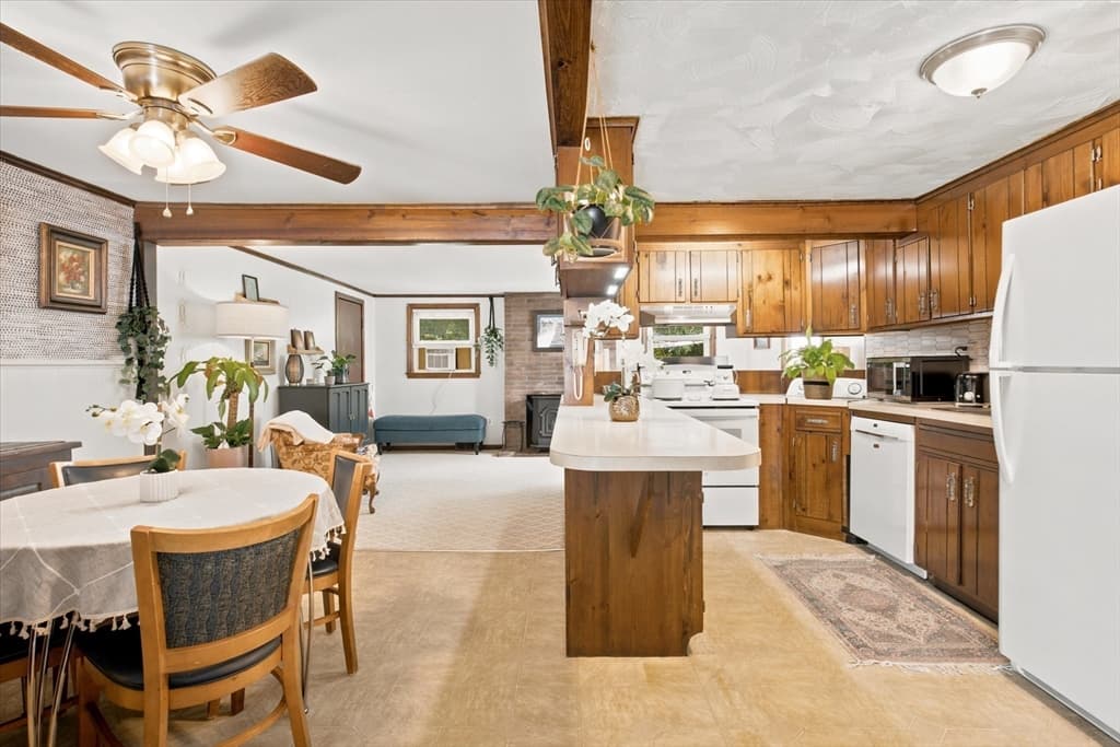 45 Old Country Way, Weymouth MA 02188 photo 5