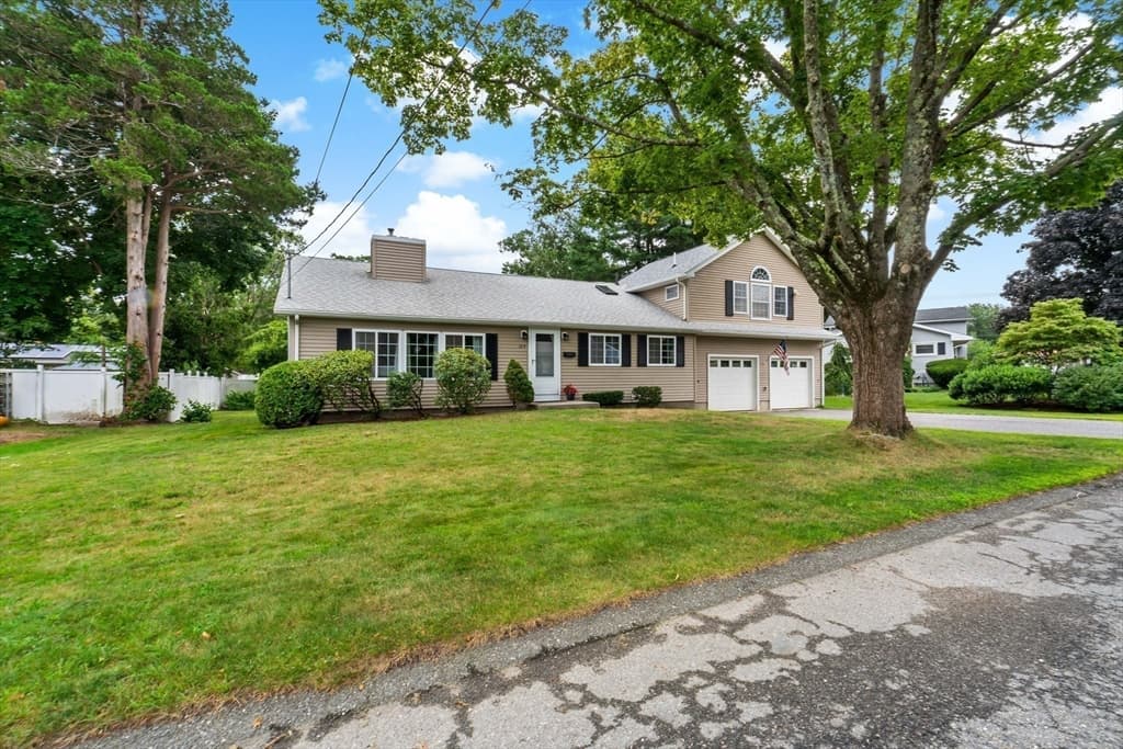 124 Watuppa Ave, Somerset MA 02726 photo 32
