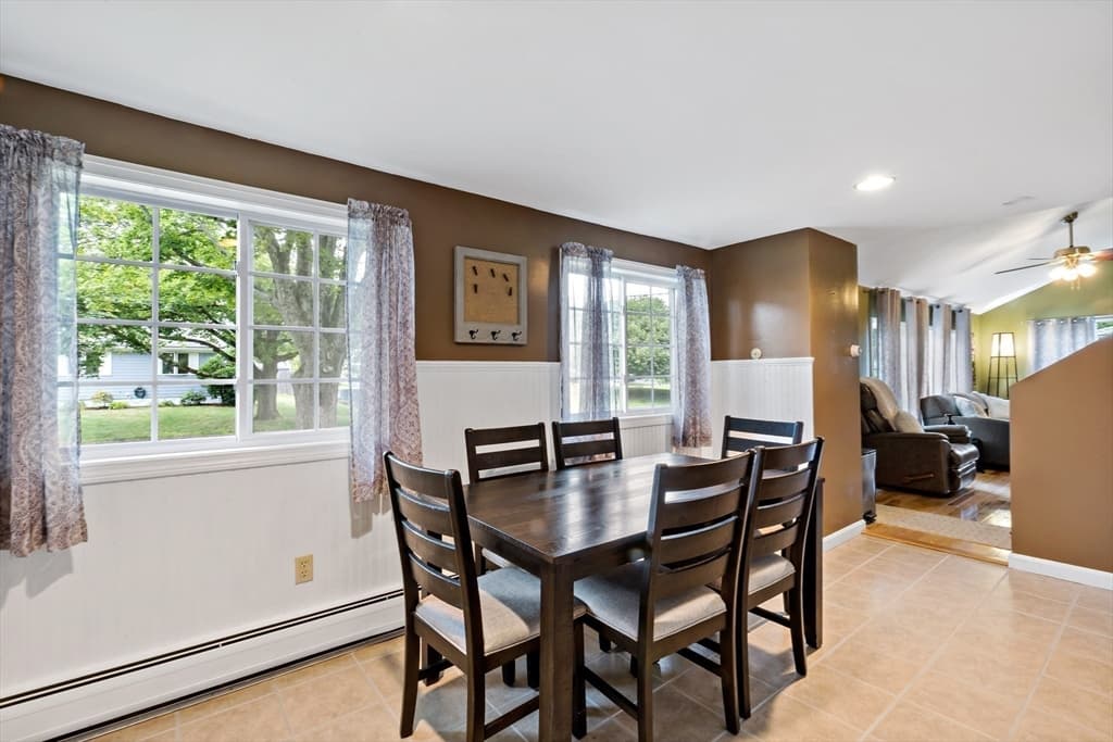 124 Watuppa Ave, Somerset MA 02726 photo 5