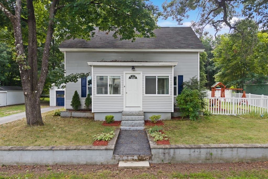 10 Pine St, Westford MA 01886