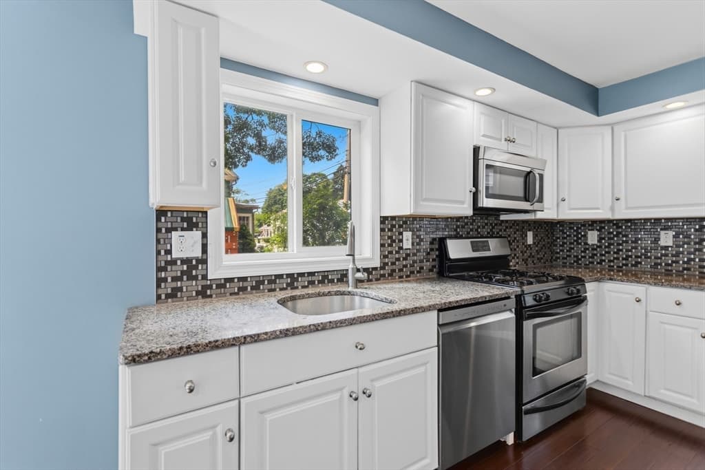 10 Pine St, Westford MA 01886 photo 15