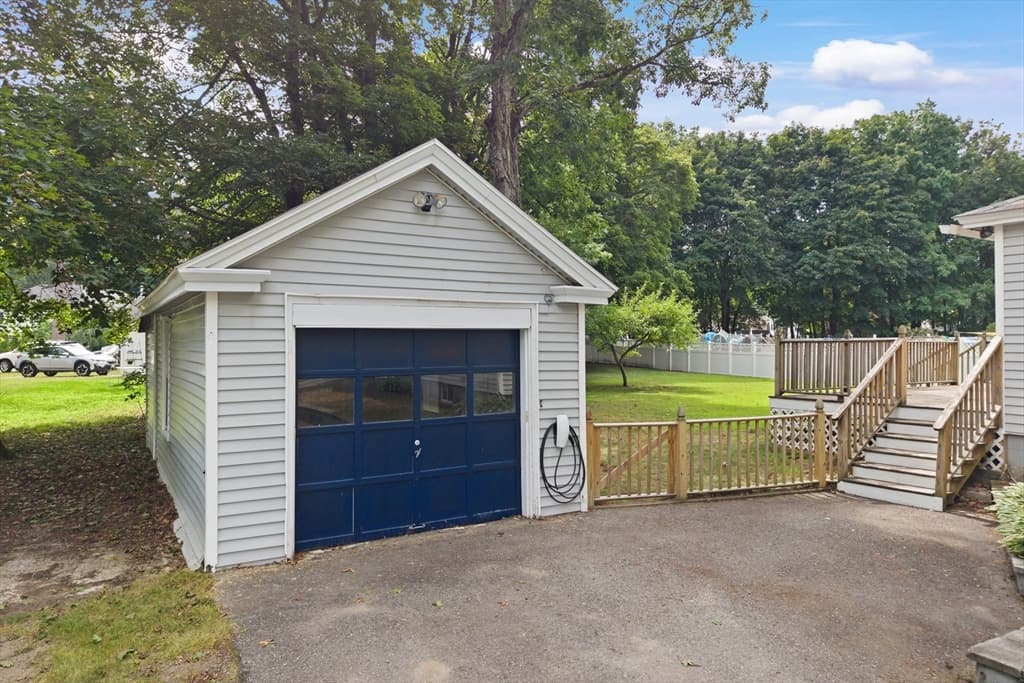 10 Pine St, Westford MA 01886 photo 4