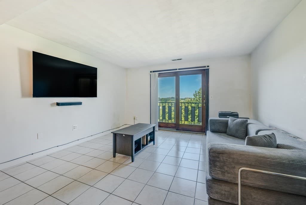 77 Bennington St # 508, Revere MA 02151 photo 6