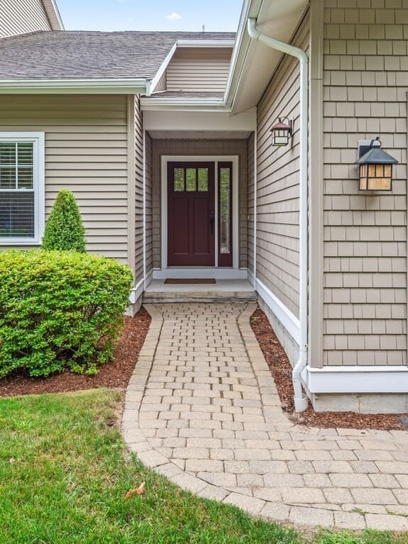 8 Walden Way # 8, Milford MA 01757 photo 3
