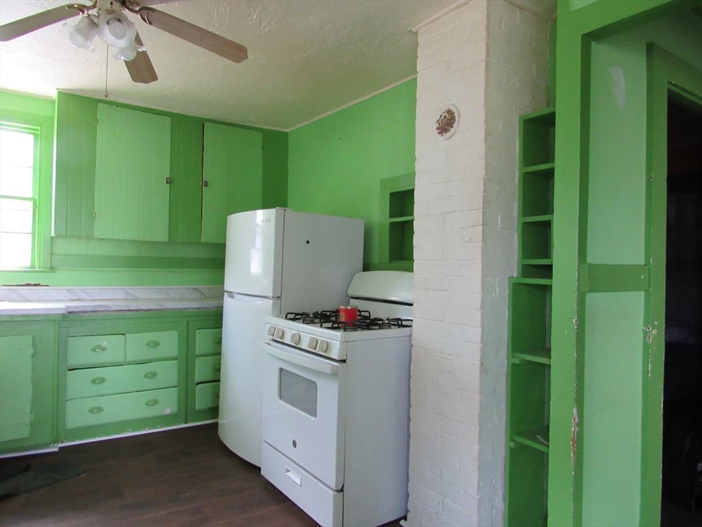 60 11th St, Wareham MA 02538 photo 3