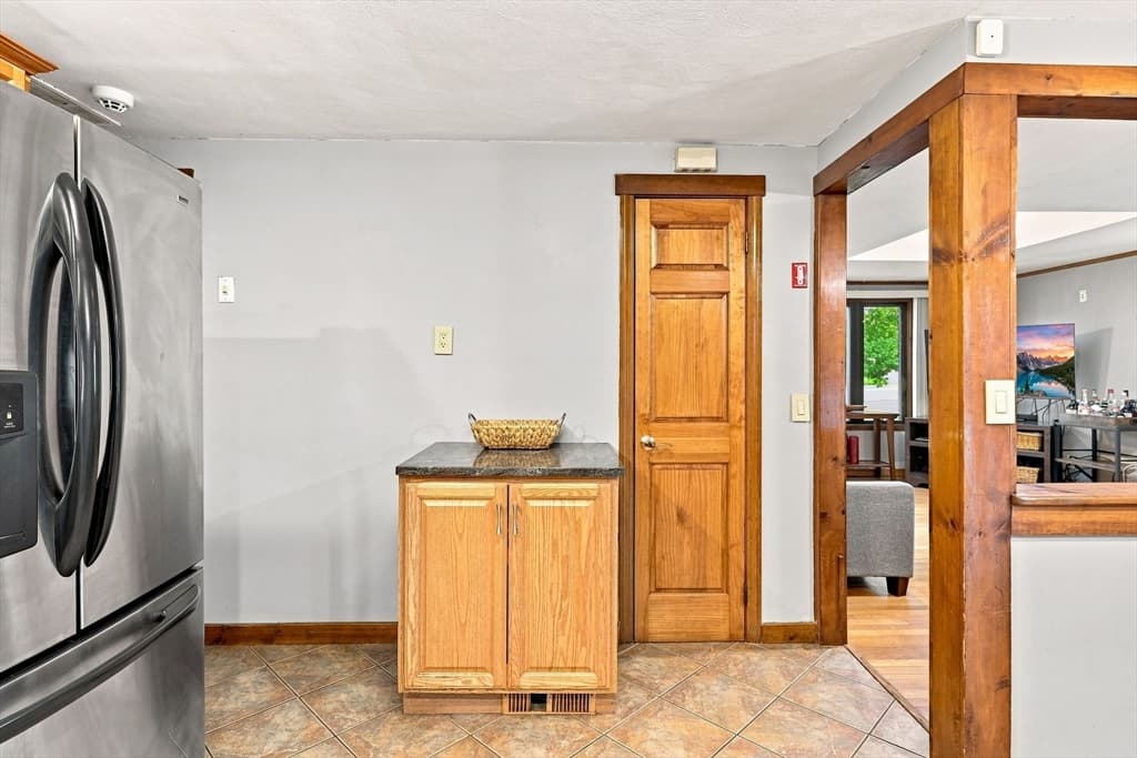 68 Feltham Rd, Springfield MA 01118 photo 19