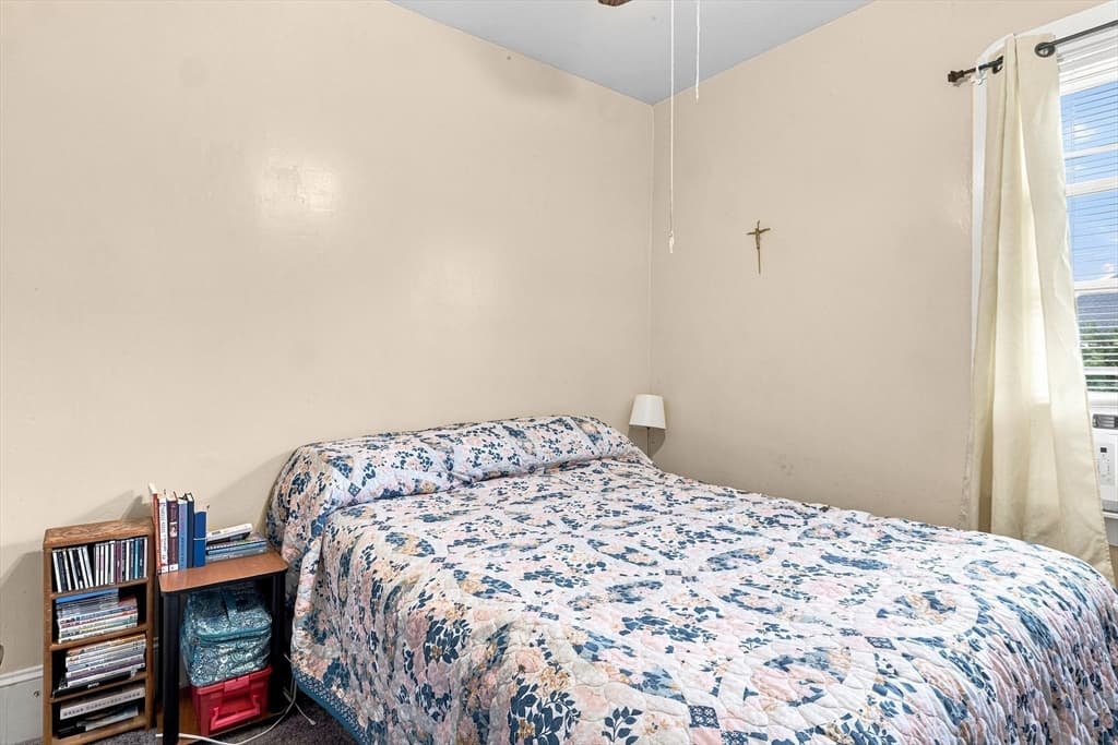 33 George St, New Bedford MA 02744 photo 24