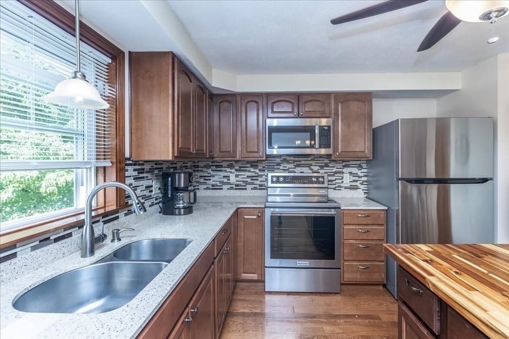 36 Thomas Ave, Haverhill MA 01832 photo 7