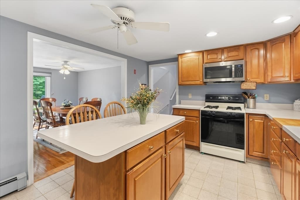 16 Park Lane, Norton MA 02766 photo 14