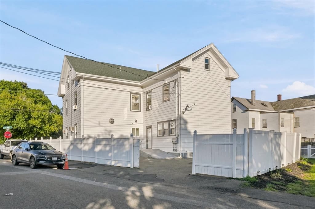 114 Central St, Peabody MA 01960 photo 26