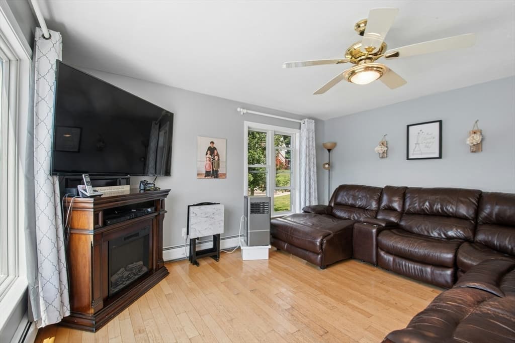 19 Lake Ave, Spencer MA 01562 photo 16