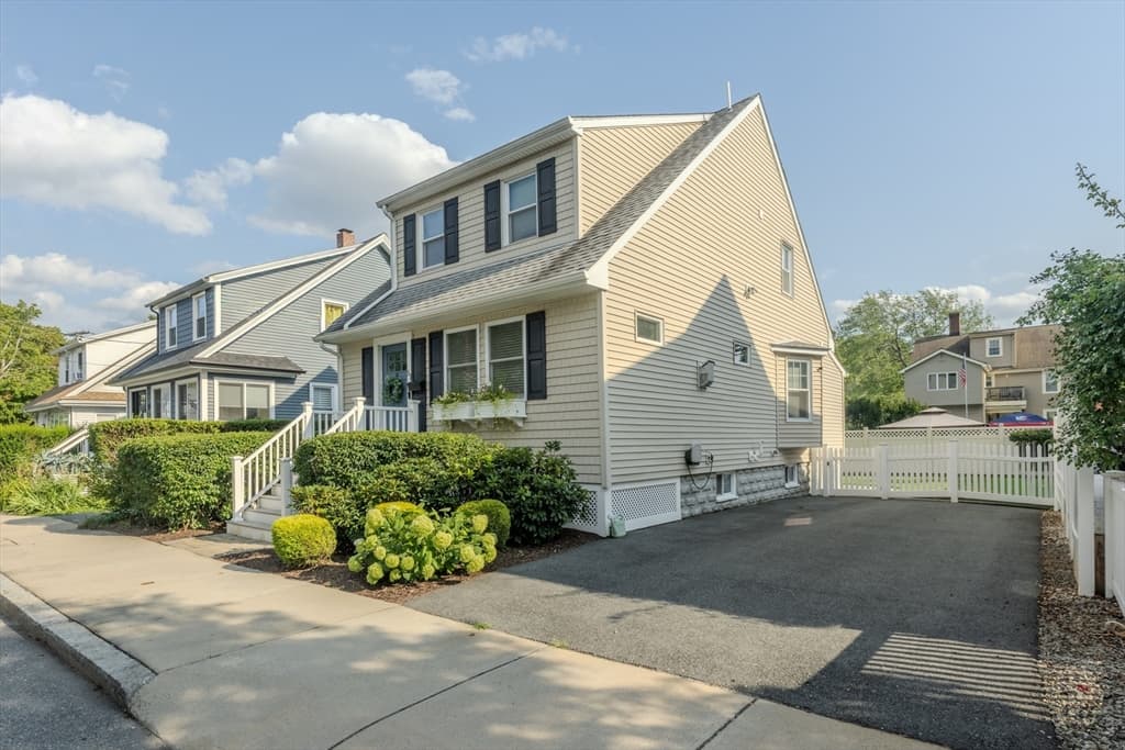 51 Woodrow Ave, Medford MA 02155 photo 36
