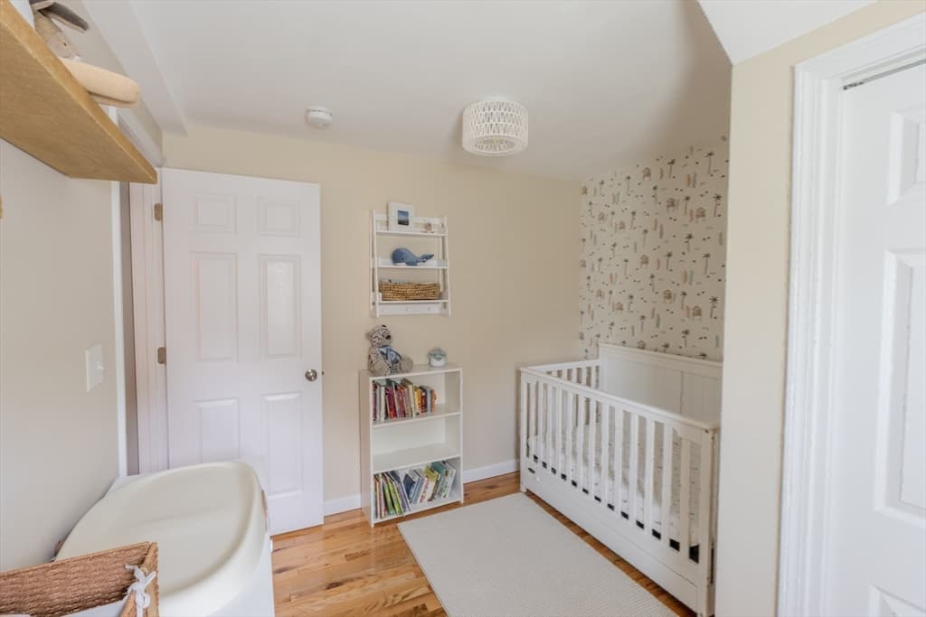 51 Woodrow Ave, Medford MA 02155 photo 28