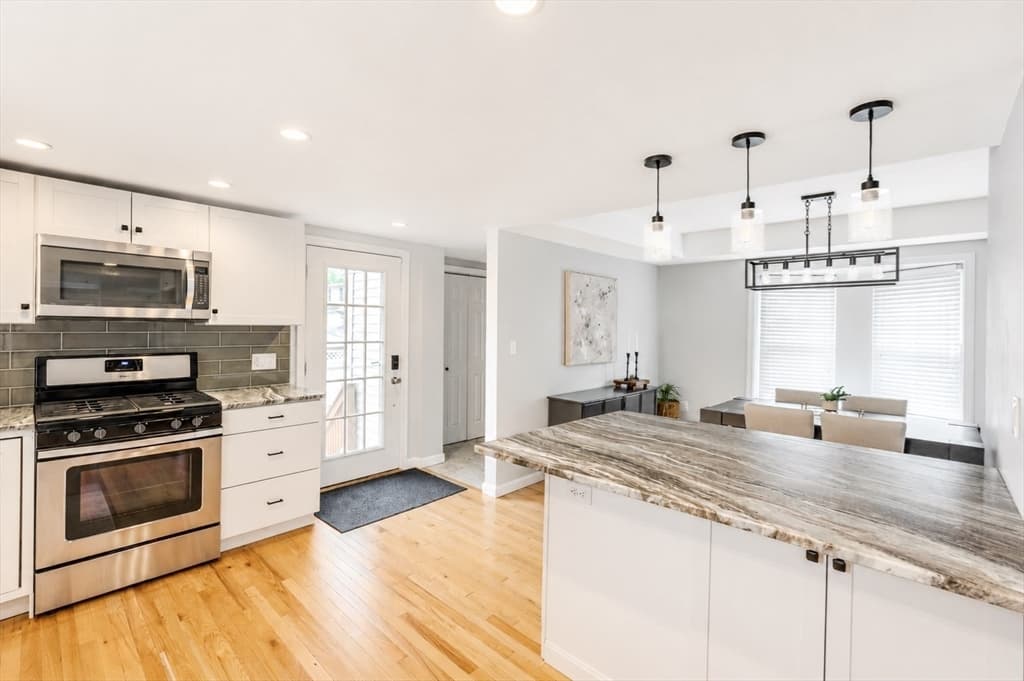 51 Woodrow Ave, Medford MA 02155 photo 14