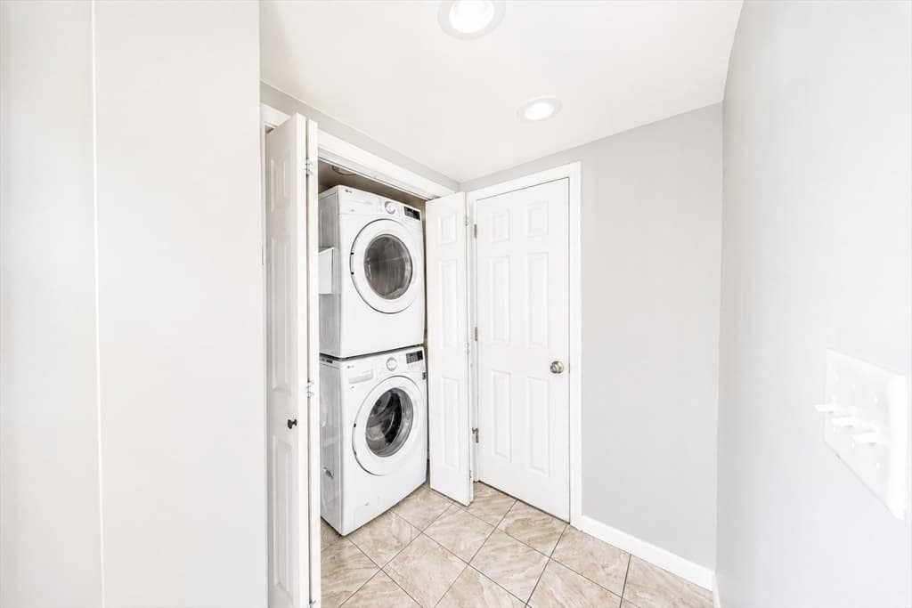 51 Woodrow Ave, Medford MA 02155 photo 18