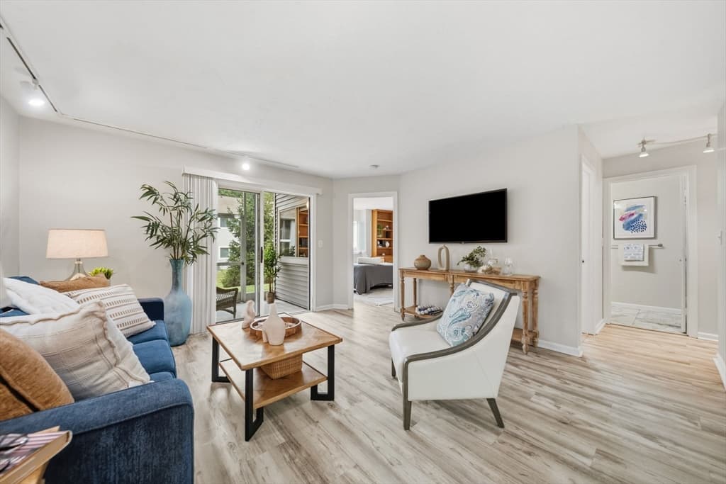 202 Park Place # 202, Raynham MA 02767 photo 15