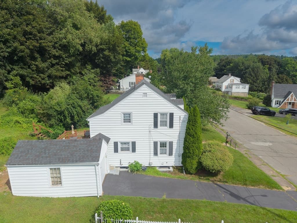 25 Westwood Pkwy, Southbridge MA 01550 photo 26