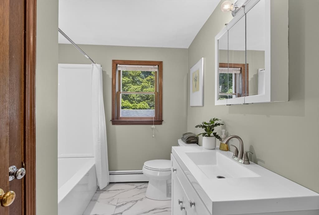 240 Taylor St, Littleton MA 01460 photo 17