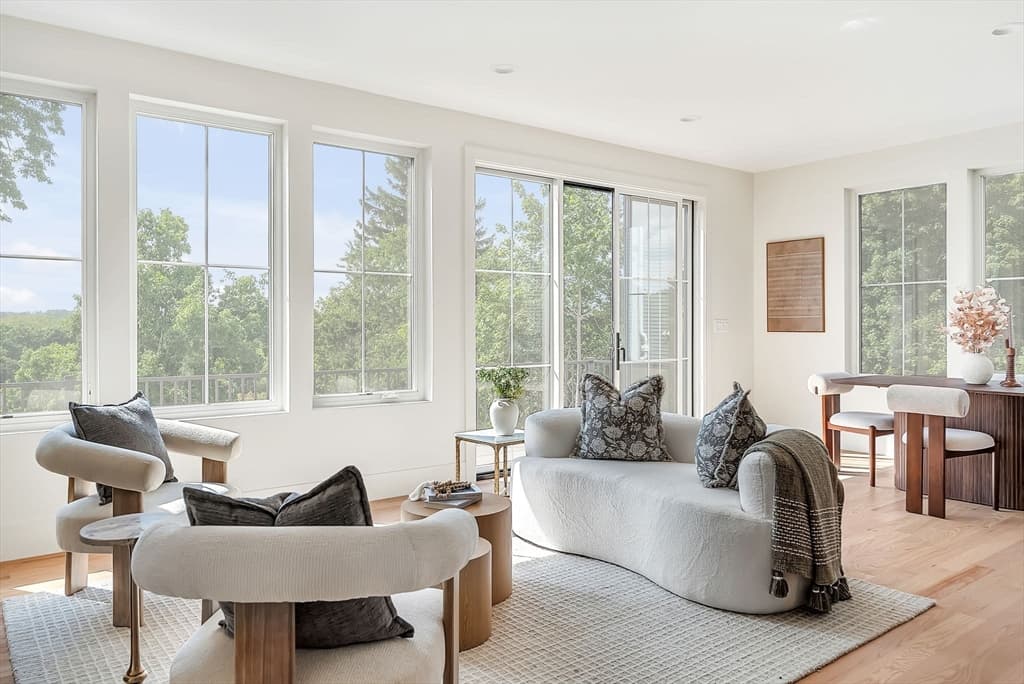 20 Crescent Road # 20, Needham MA 02494 photo 2