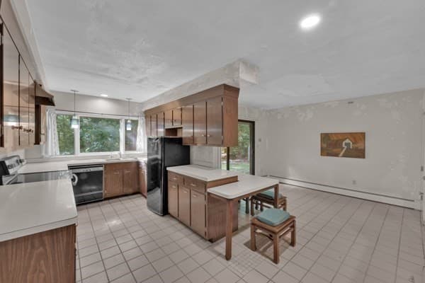 Single Family Residence at 126 Upper Gore Rd, Webster MA 01570, Webster, photo 16 of 29