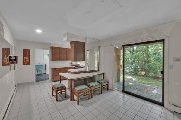 Single Family Residence at 126 Upper Gore Rd, Webster MA 01570, Webster, photo 18 of 29