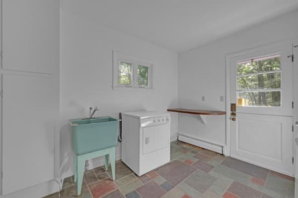 Single Family Residence at 126 Upper Gore Rd, Webster MA 01570, Webster, photo 21 of 29