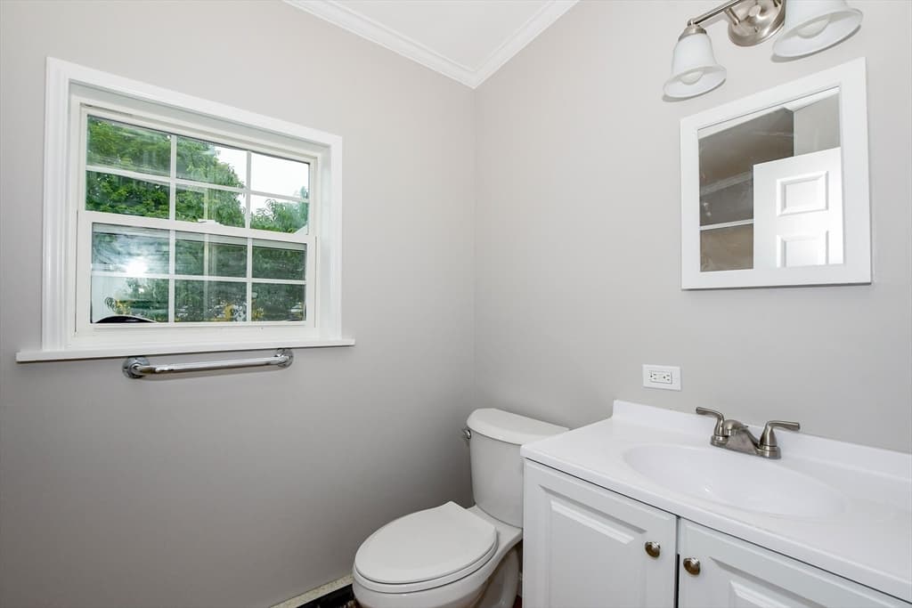 13 Madeline St, Wareham MA 02538 photo 12