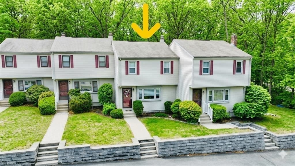 152 E Bacon St # C2, Plainville MA 02762 photo 2