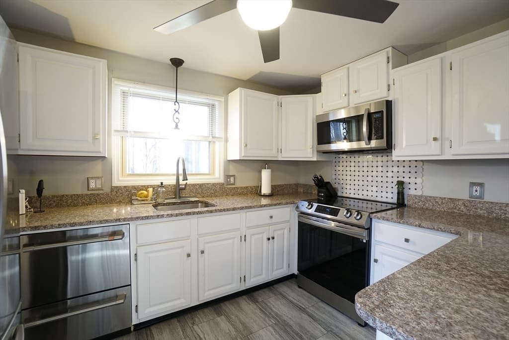 152 E Bacon St # C2, Plainville MA 02762 photo 7