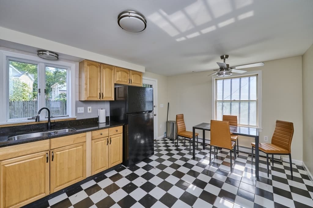 9 Wrentham St # 2, Boston MA 02124 photo 14