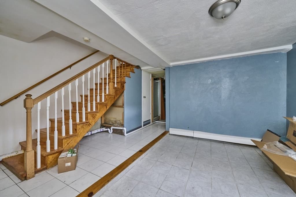 9 Wrentham St # 2, Boston MA 02124 photo 18