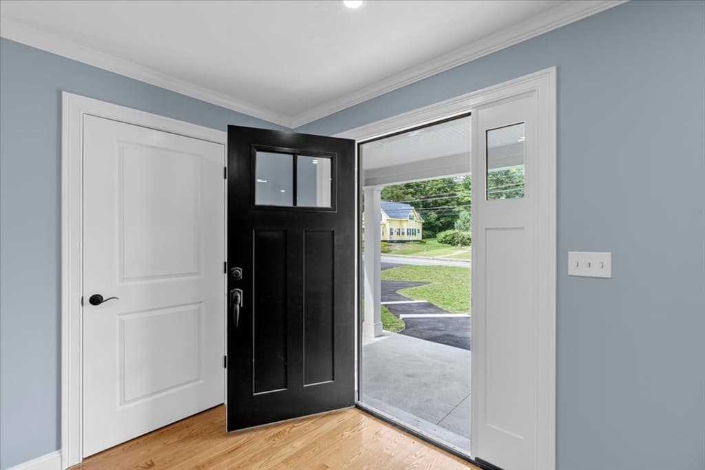 191 E Spring Street, Avon MA 02322 photo 3