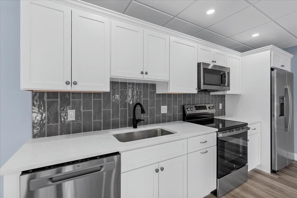 191 E Spring Street, Avon MA 02322 photo 21