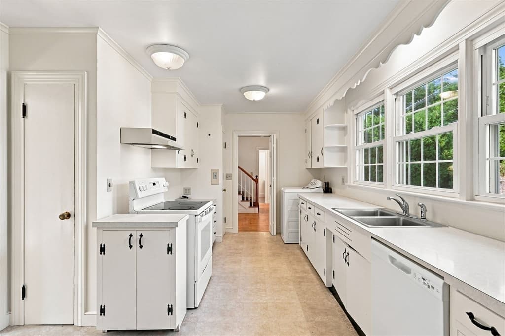 157 Sykes Street, Palmer MA 01069 photo 9