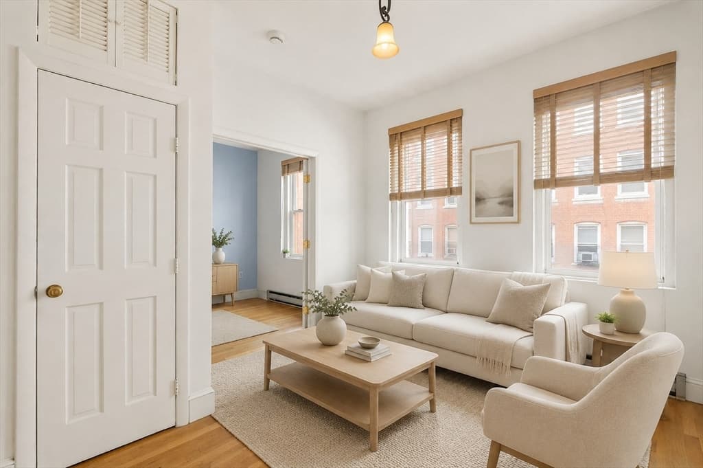 162 Endicott St # 2, Boston MA 02113