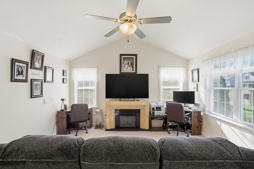 943 Stonegate Lndg, Dighton MA 02764 photo 5