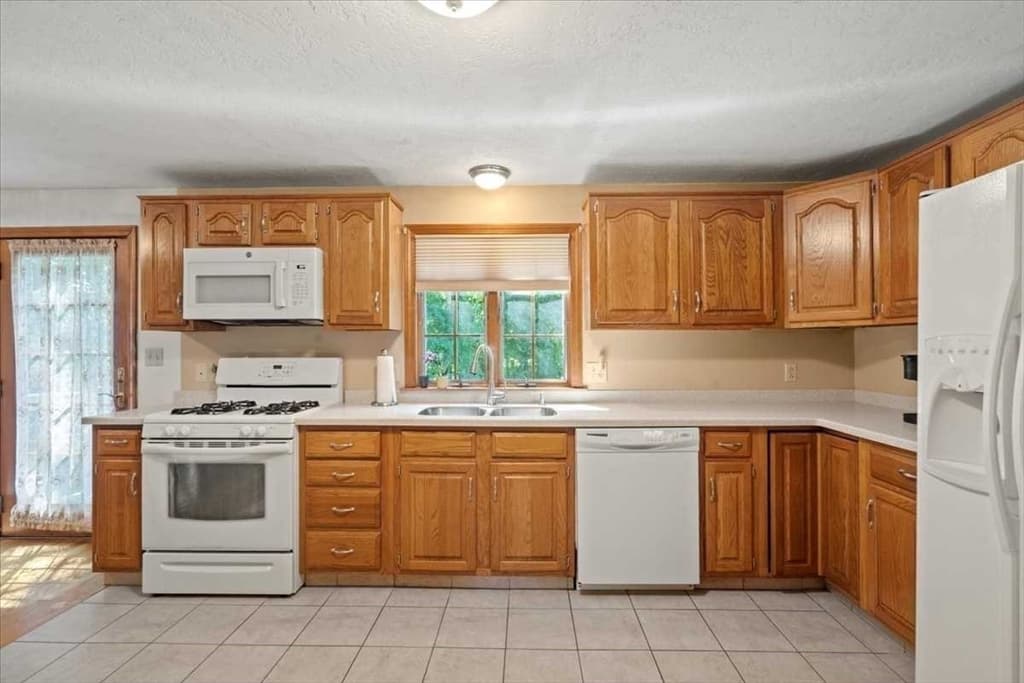 76 Brookhaven Rd, Worcester MA 01606 photo 14