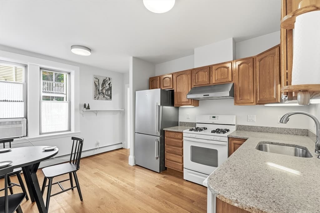 32-34 Ditson St # 2, Boston MA 02122