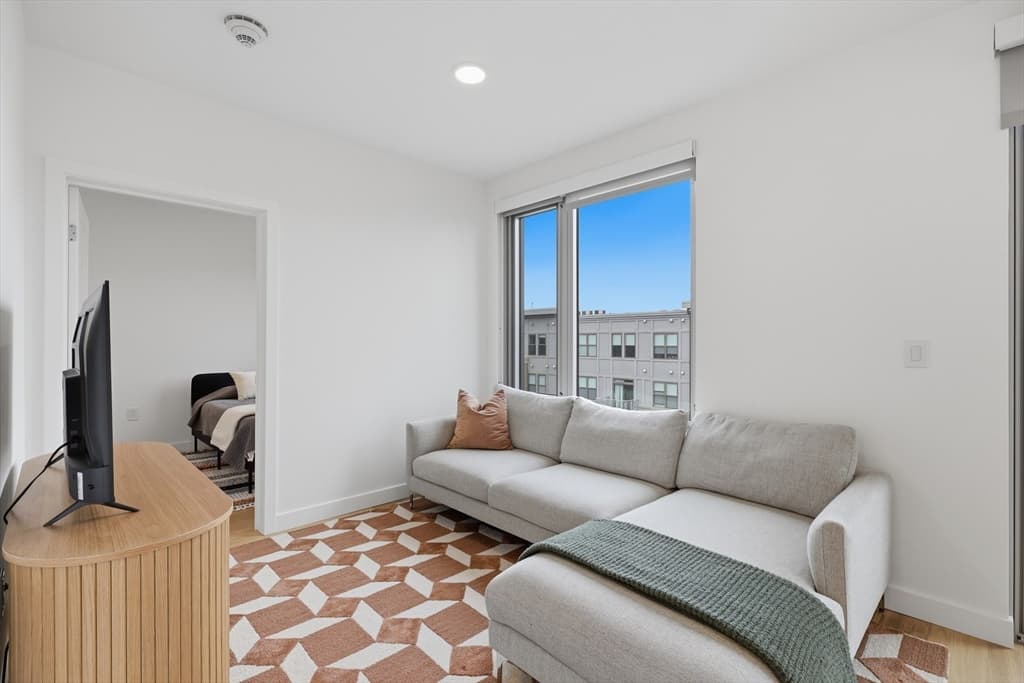 45 Lewis St # 501, Boston MA 02128 photo 10