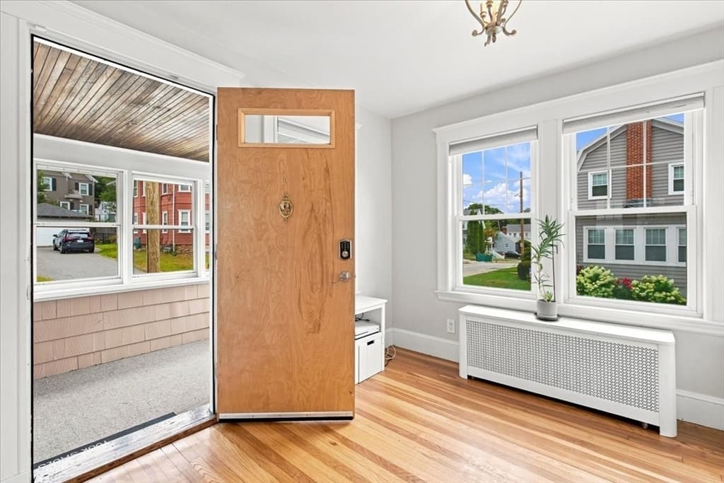 24 Nichols St, Norwood MA 02062 photo 8