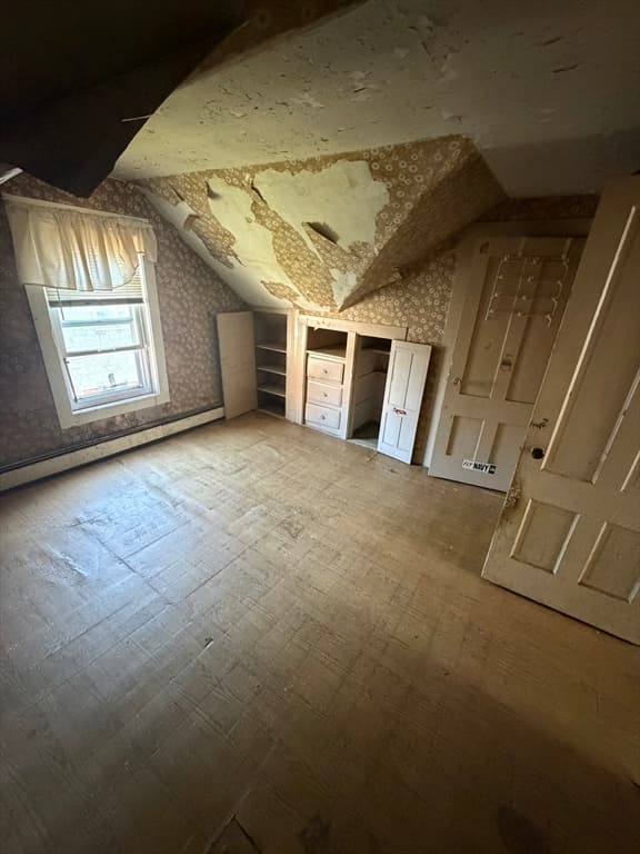 Single Family Residence at 21 Everett St, Fall River MA 02723, Fall River, photo 22 of 25