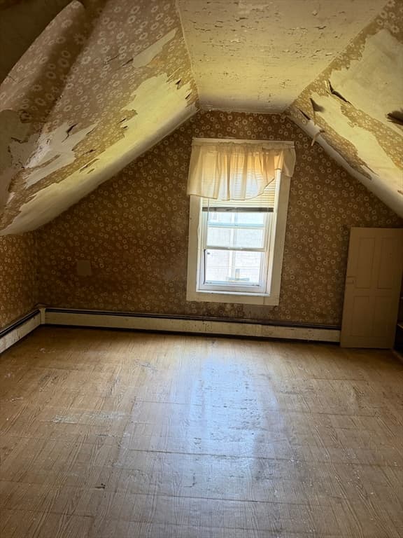 Single Family Residence at 21 Everett St, Fall River MA 02723, Fall River, photo 24 of 25