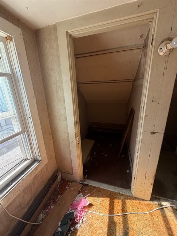 Single Family Residence at 21 Everett St, Fall River MA 02723, Fall River, photo 14 of 25