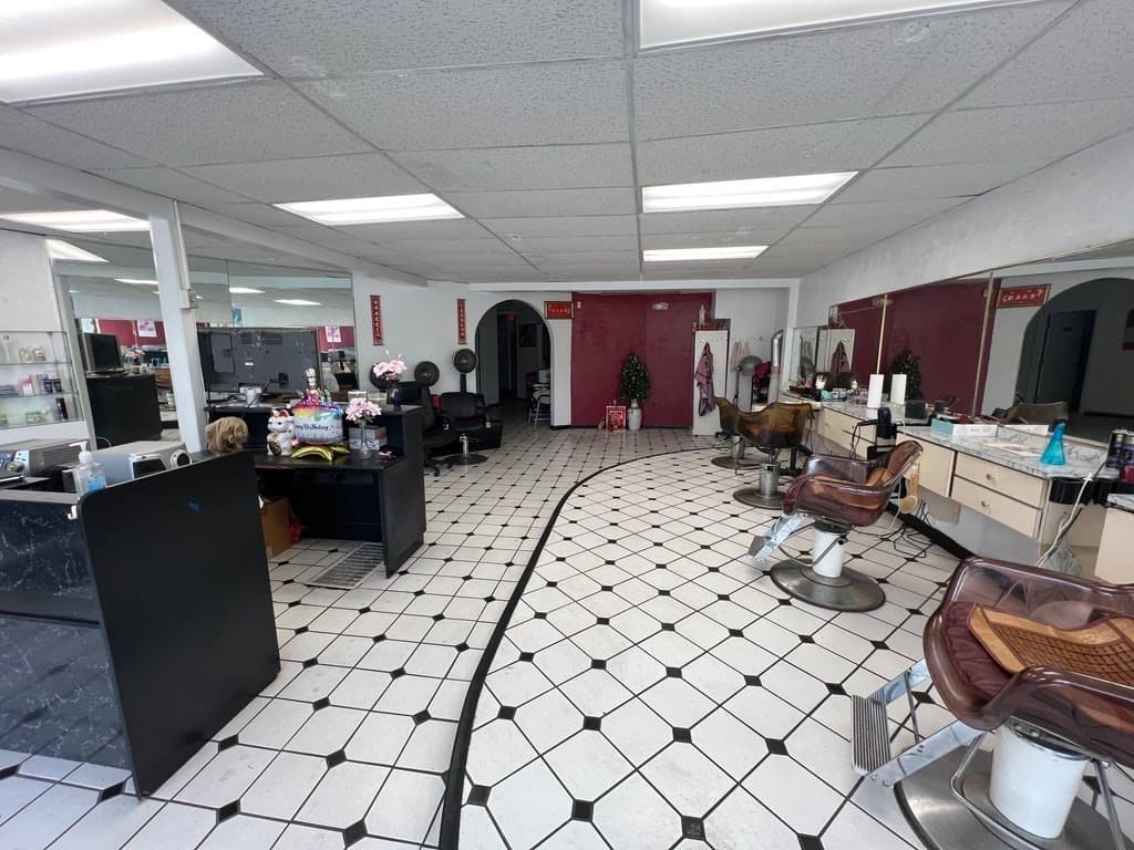 678 Salem St, Malden MA 02148 photo 3